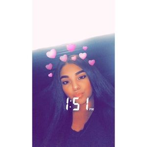 Meet your Posher, Janelle